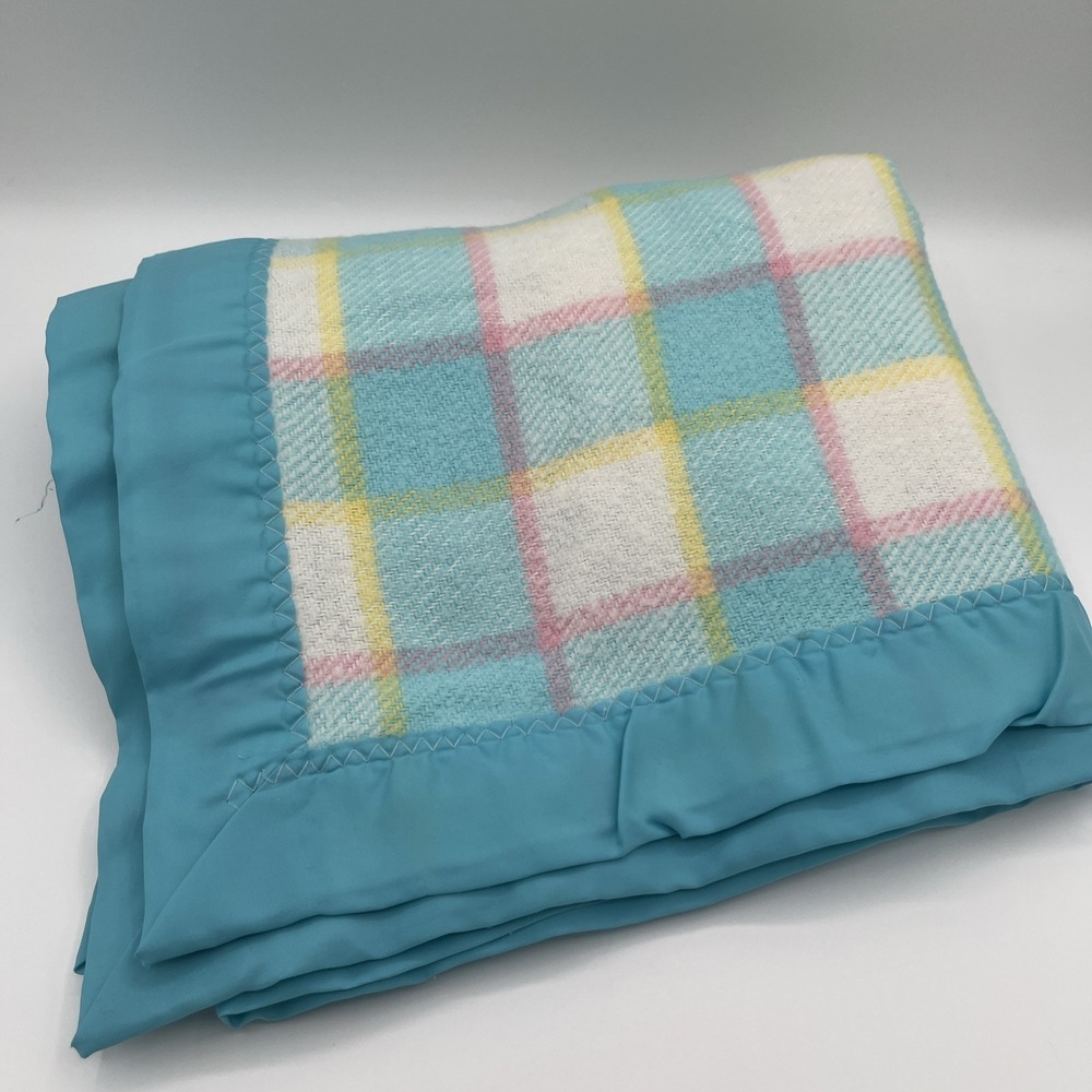 Vintage Sears Baby Blanket Acrylic Thermal Plaid Satin Trim 90 x‎ 125 cm